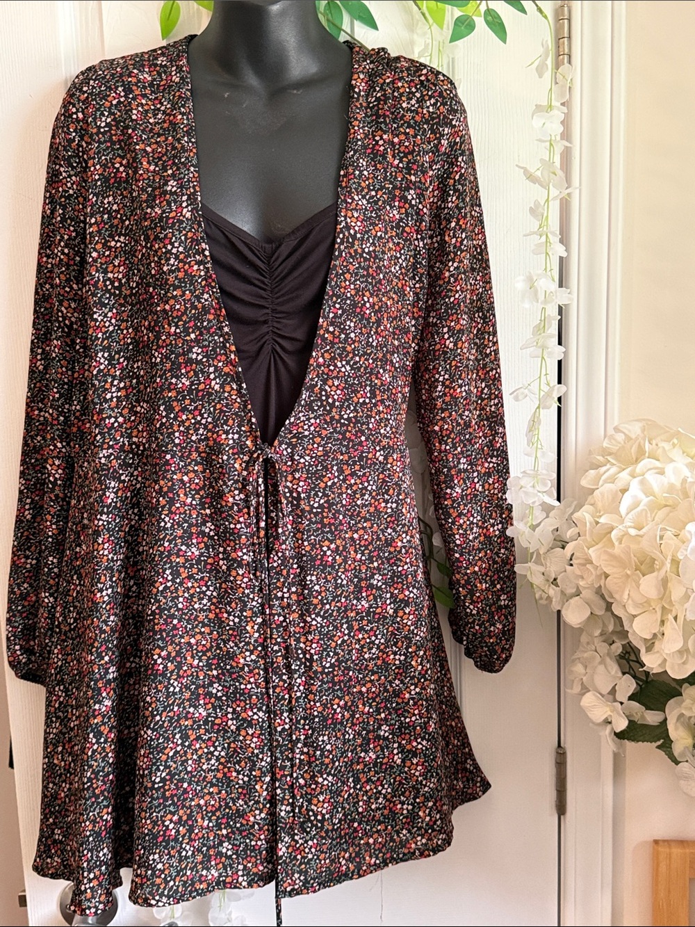 Dress or blouse - tie up floral flowers printed red brown black So Pretty!!!!